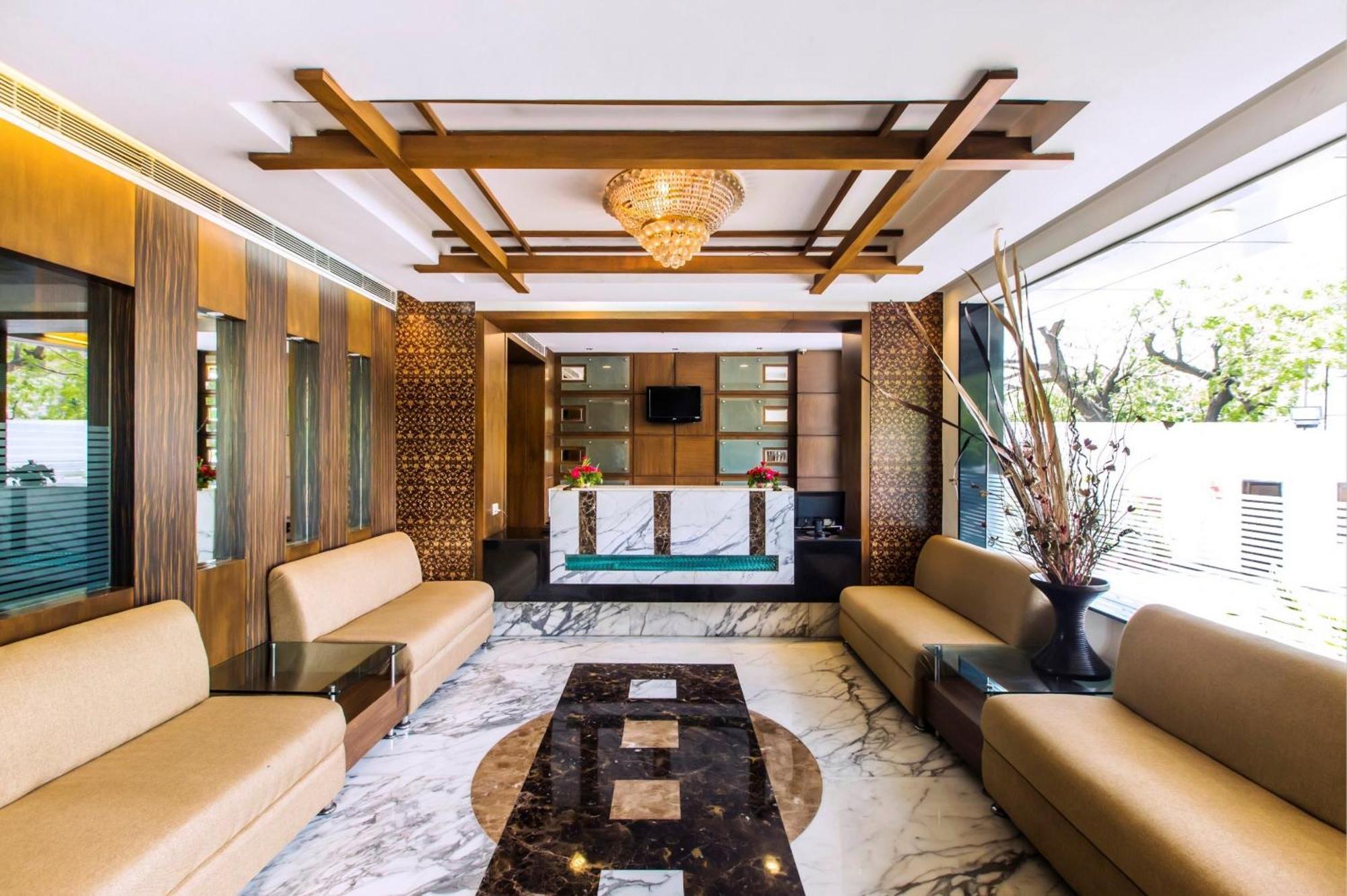 Golden Manor By Brandmyhotel -Jaipur City Centre Hotel Dış mekan fotoğraf