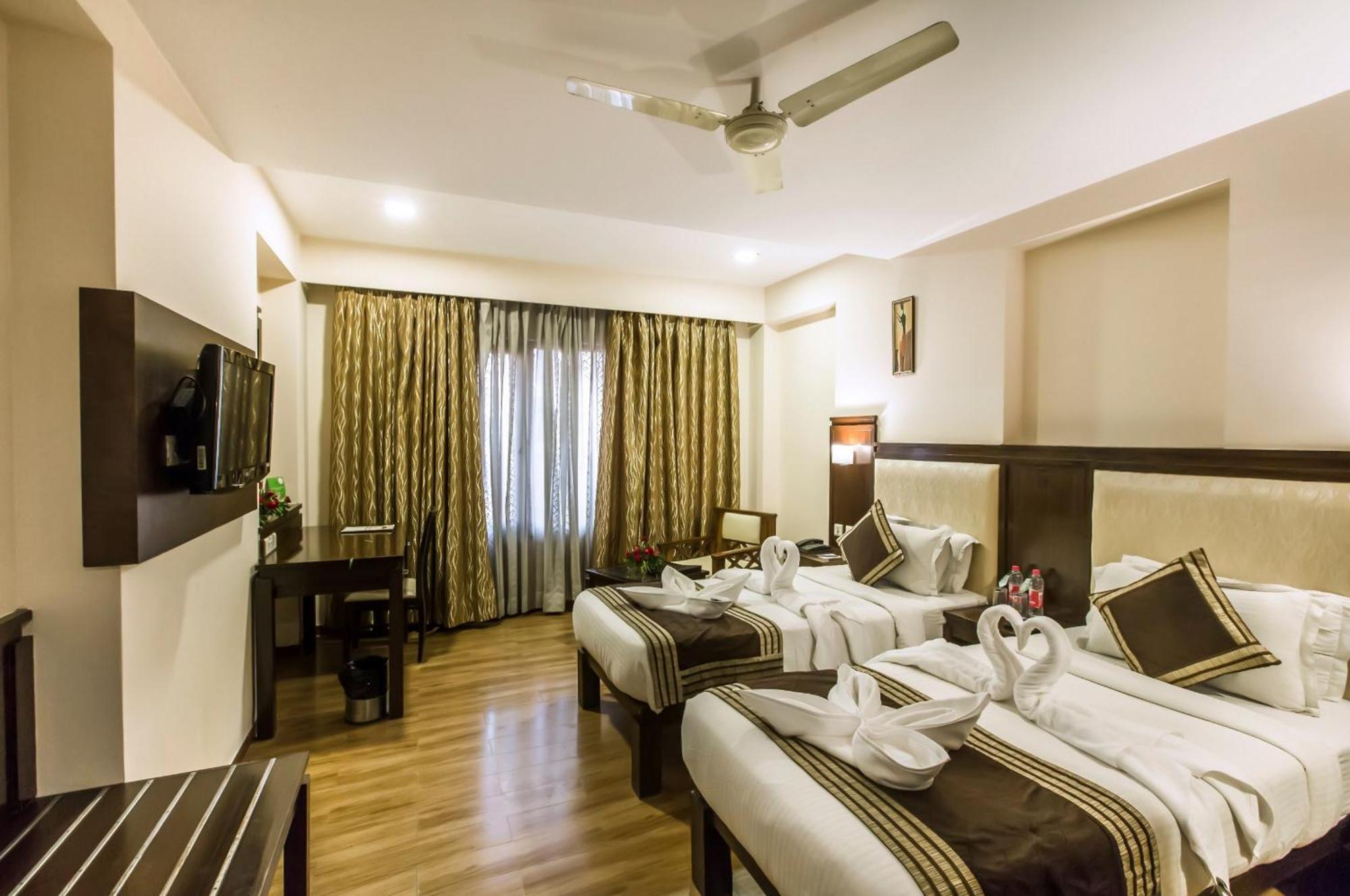 Golden Manor By Brandmyhotel -Jaipur City Centre Hotel Dış mekan fotoğraf